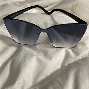 DIFF Eyewear Black Sunglasses